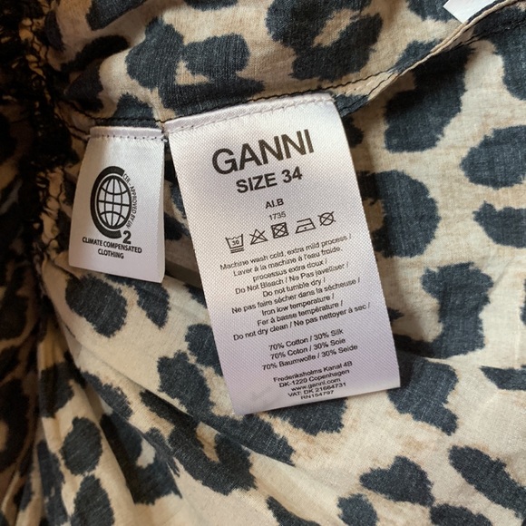 Ganni smocked leopard top - Picture 9 of 9